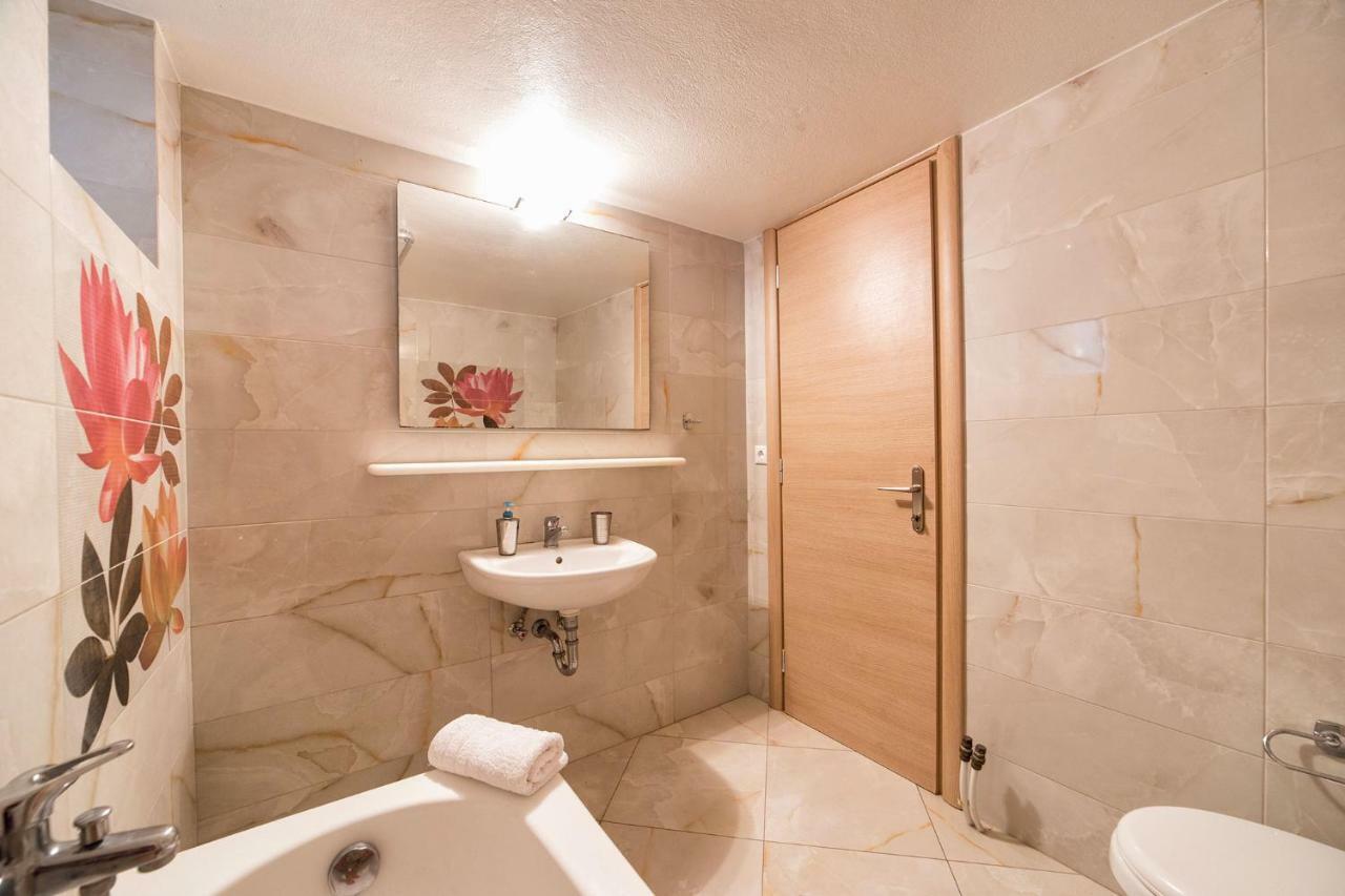 Villa Town House For 6-16 With Ac à Páros Extérieur photo